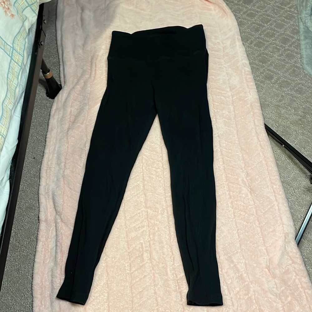 PINK YOGA Black Ribbed Leggings Medium